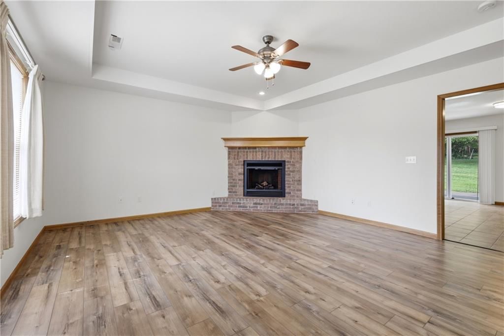 392 Hazelwood Drive — photo 20