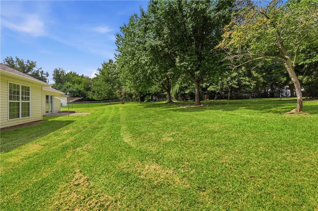 392 Hazelwood Drive — photo 22