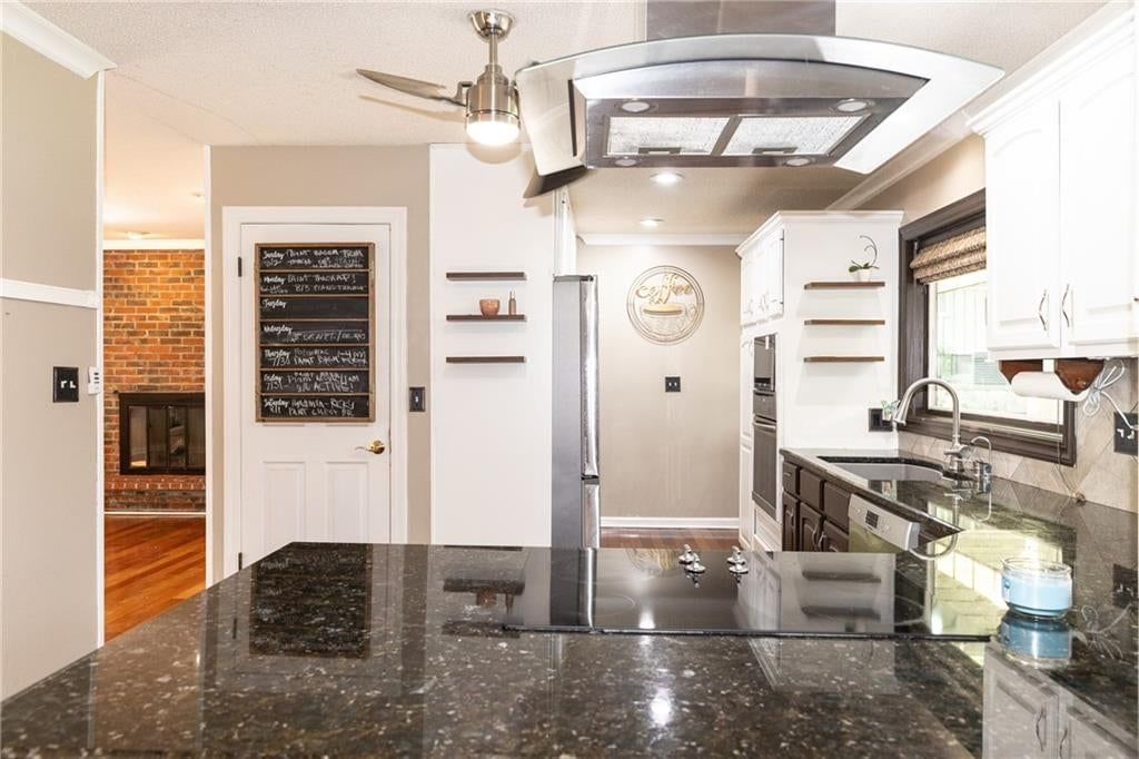 4934 Howe Drive — photo 20