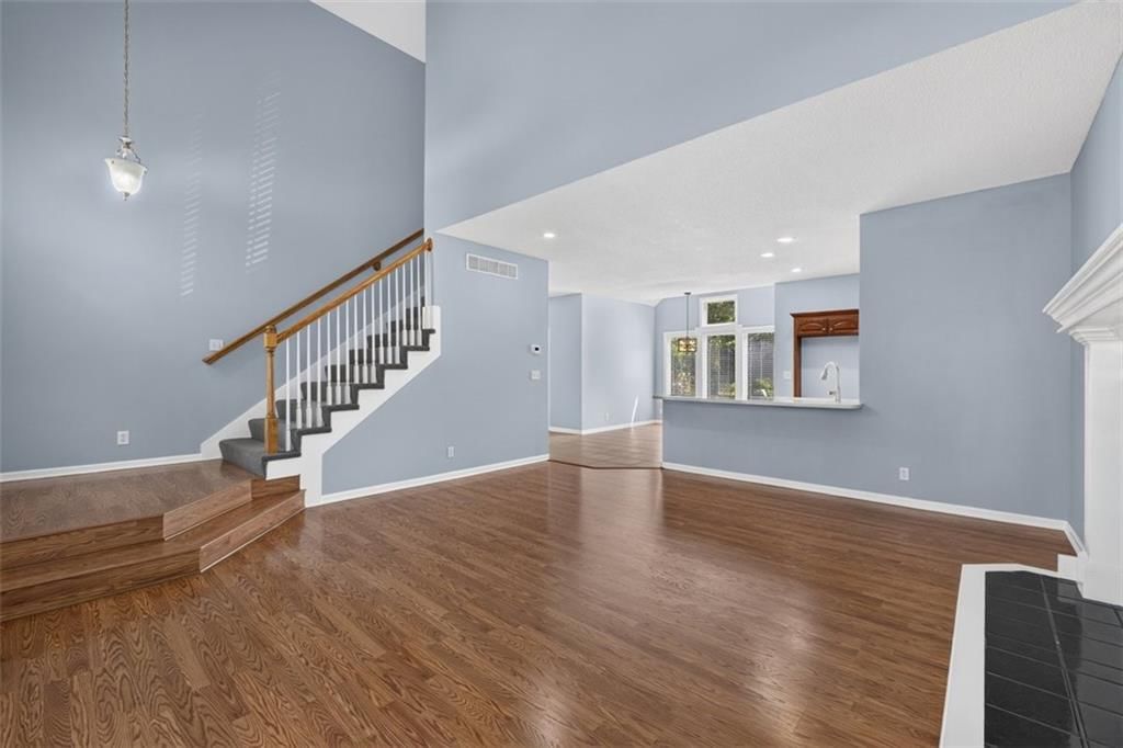 23625 W 126TH Terrace — photo 4