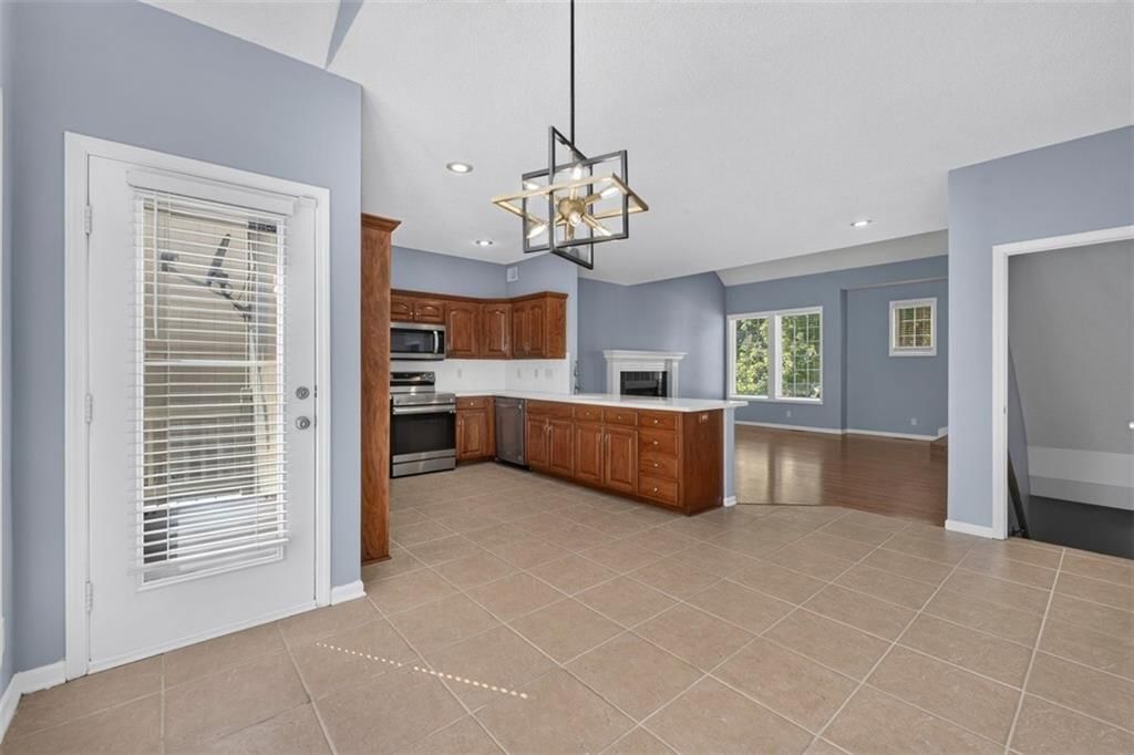 23625 W 126TH Terrace — photo 9