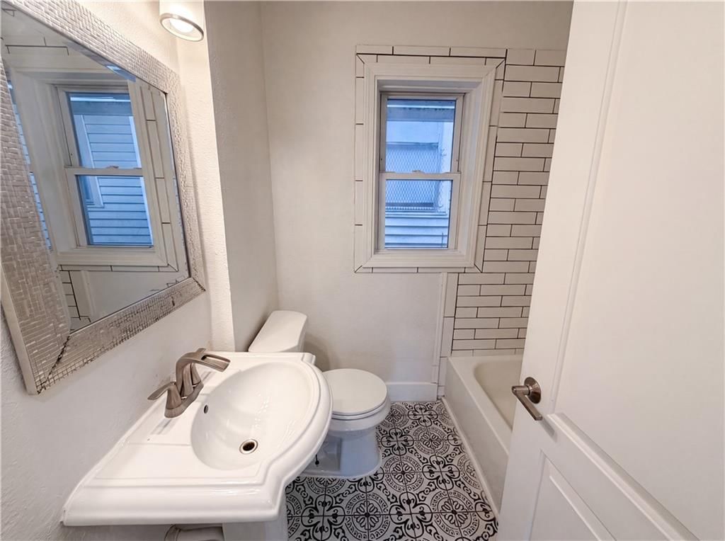 1316 E 44th Street — photo 10