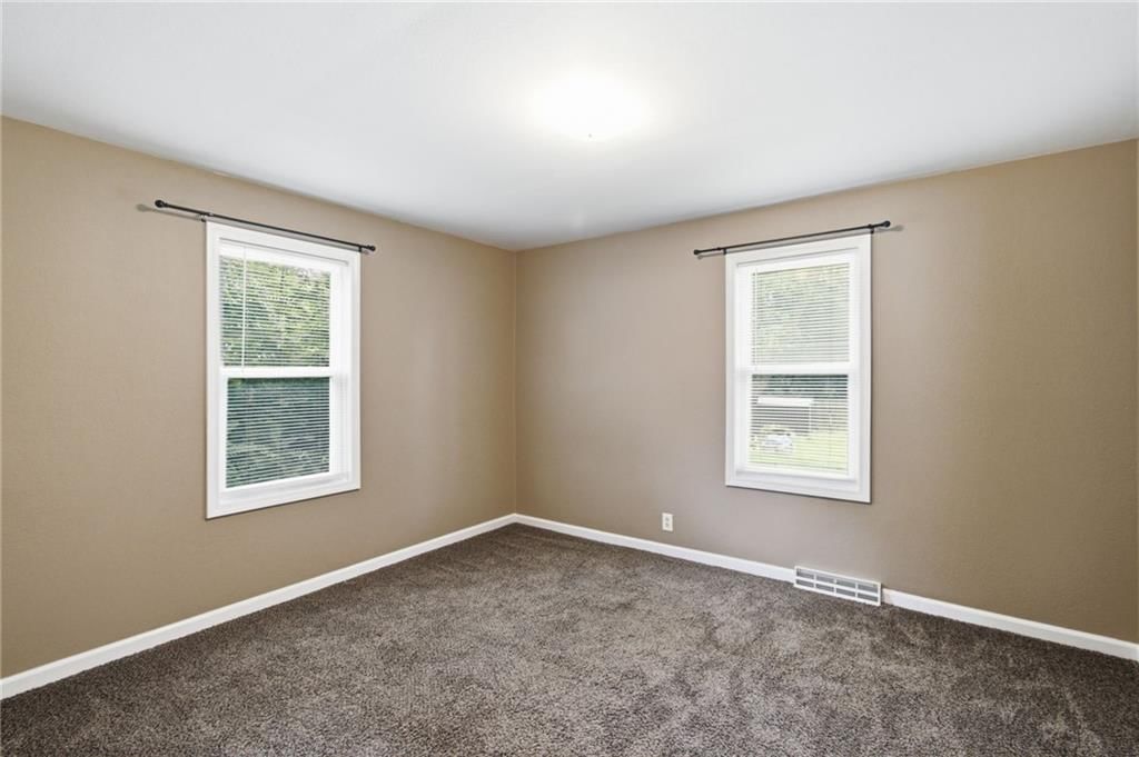 113 W 10th Street — photo 11