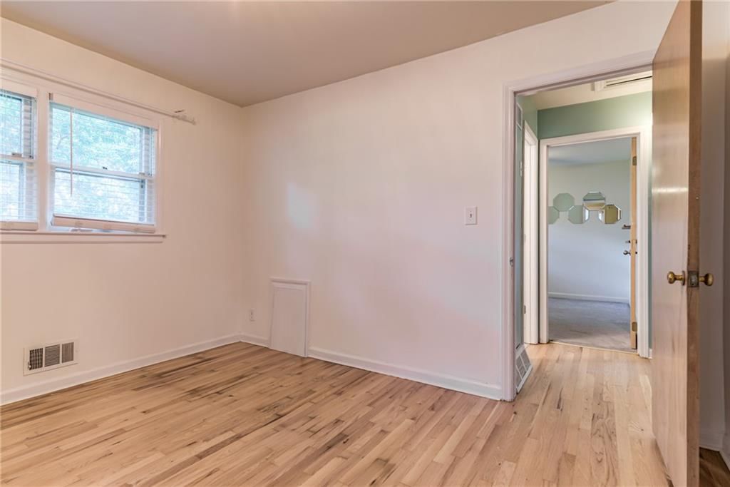8348 Locust Street — photo 20