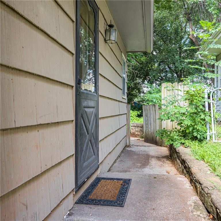8348 Locust Street — photo 30