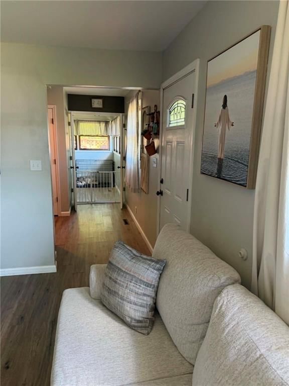 1201 E Sycamore Street — photo 4