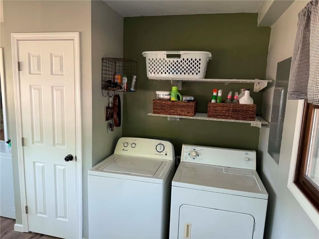 1201 E Sycamore Street — photo 16