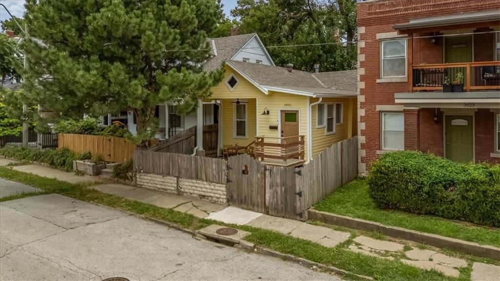 3921 Central Street — photo 3