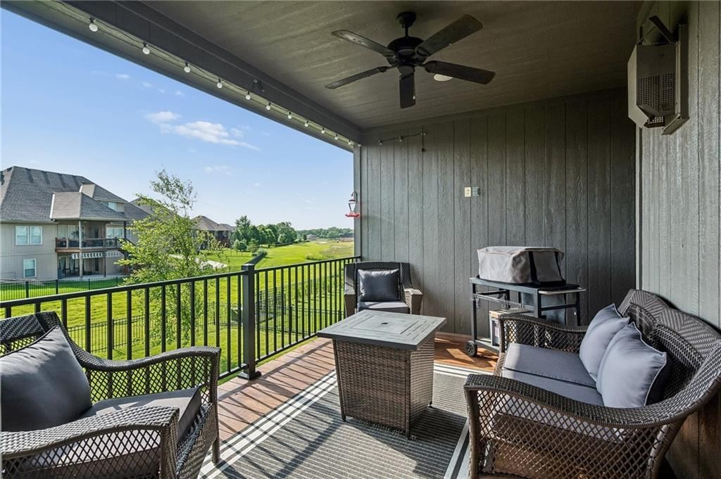 2211 Foxtail Drive — photo 29