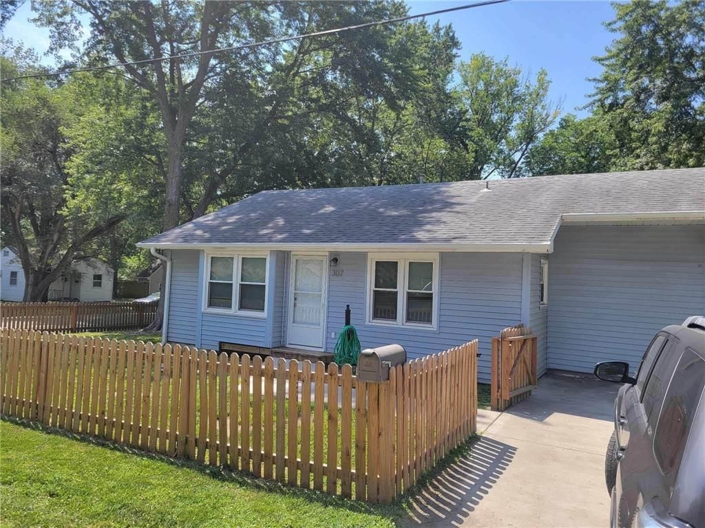 307 SE 6th Street — photo 1