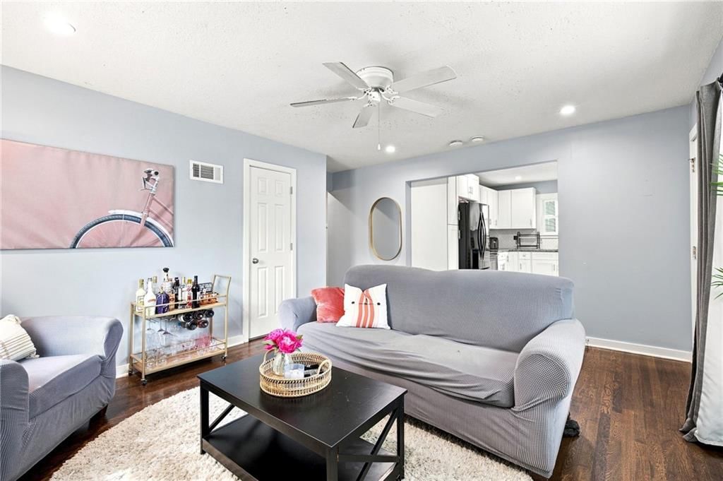 307 SE 6th Street — photo 9