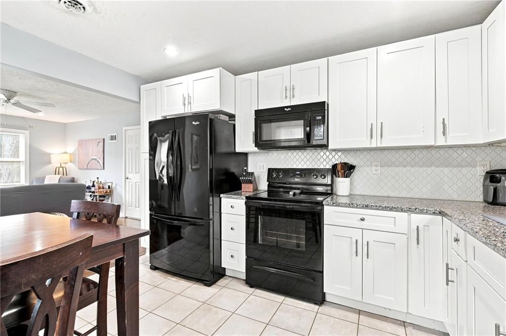 307 SE 6th Street — photo 17