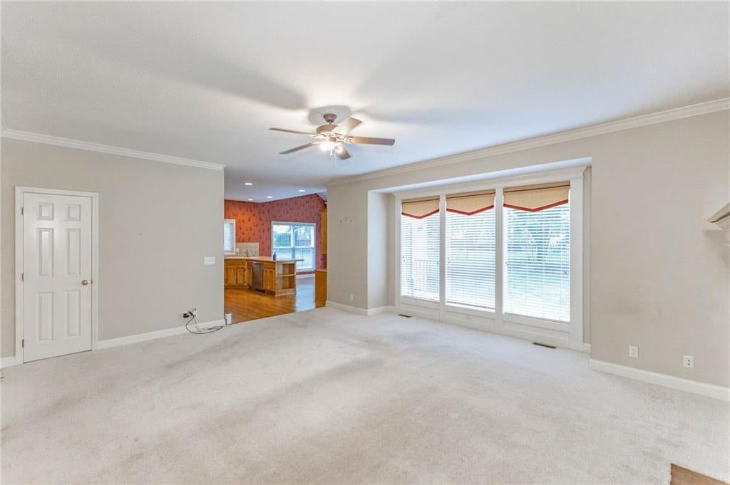 14320 Stearns Street — photo 10