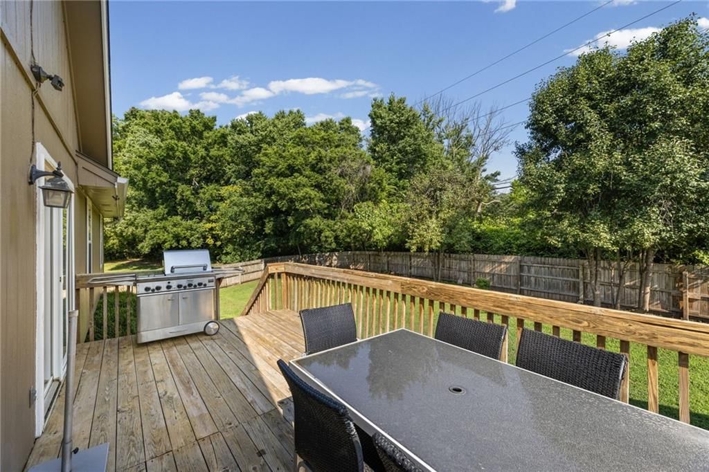 1109 NW Creekside Court — photo 7