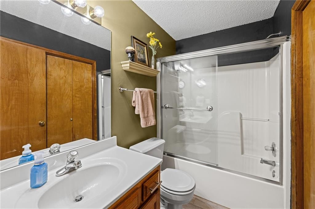 1109 NW Creekside Court — photo 18