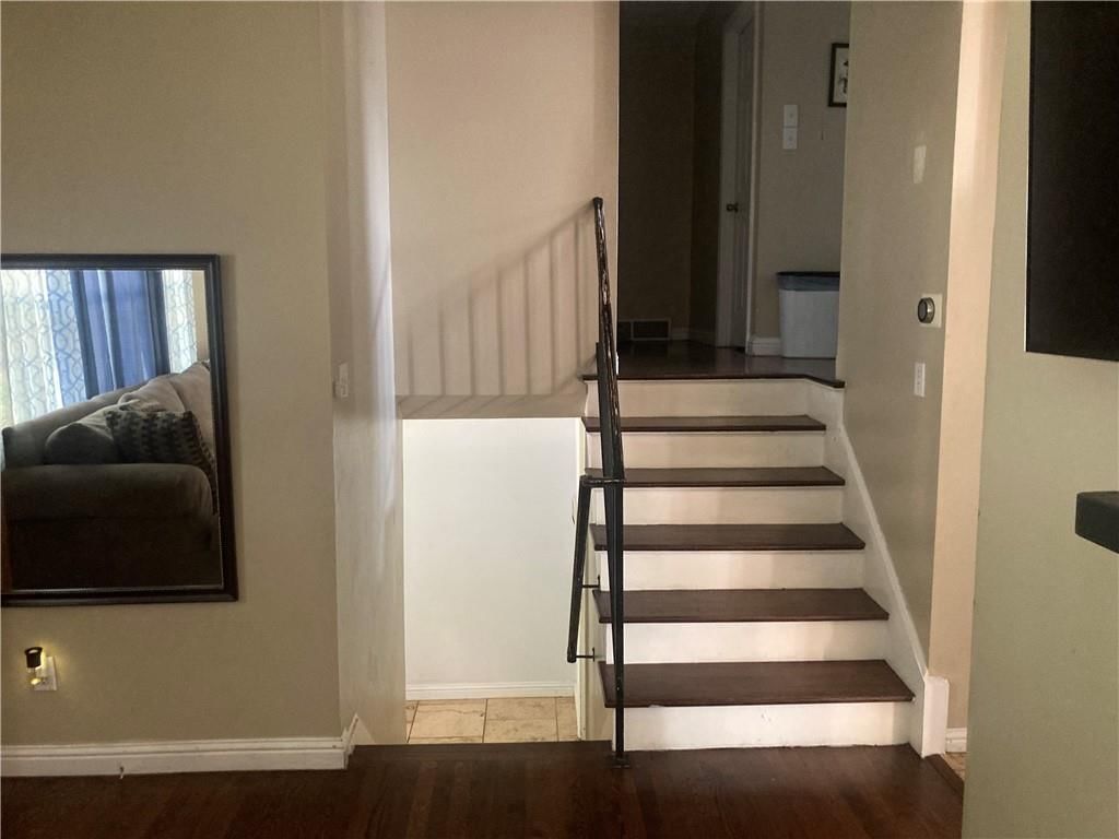 11902 Fremont Avenue — photo 8