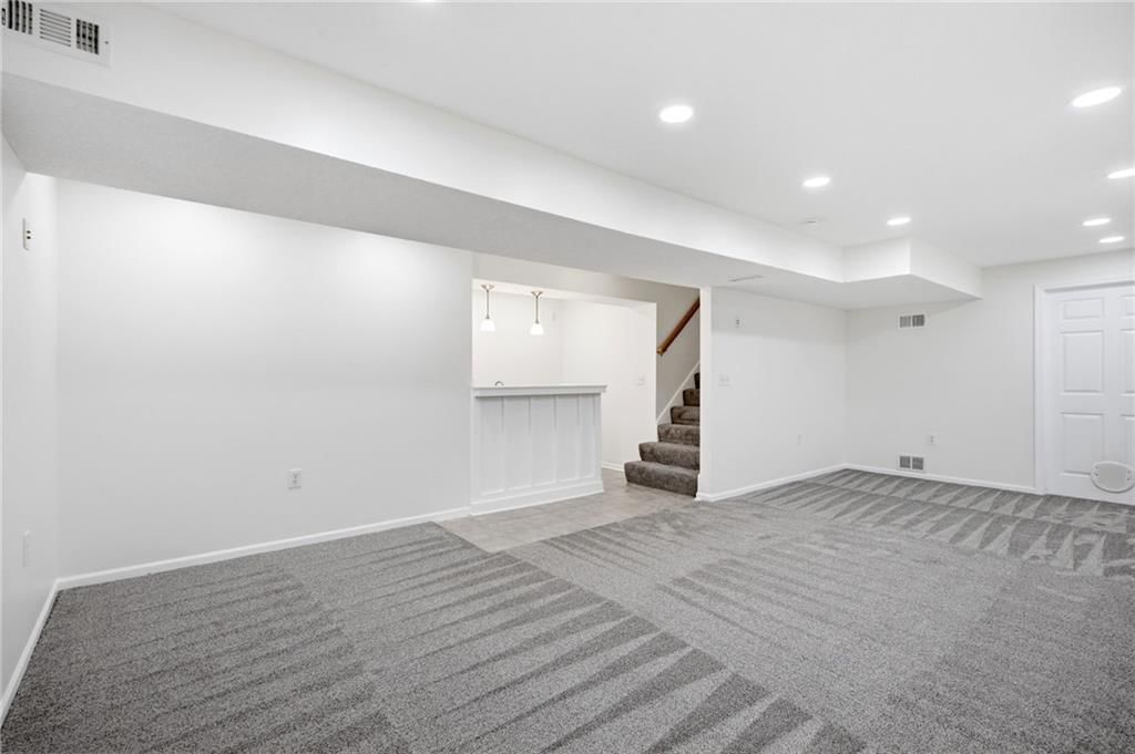 14866 S Summit Street — photo 31