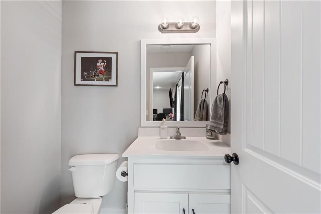 638 SE Colonial Drive — photo 20