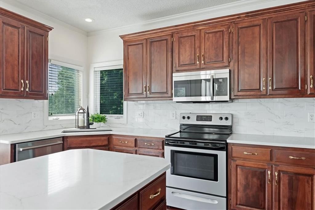 15420 S Gallery Street — photo 4
