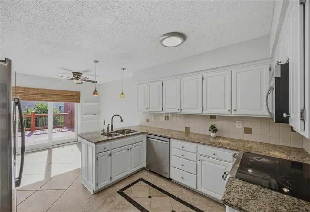 11919 Mackey Street — photo 8