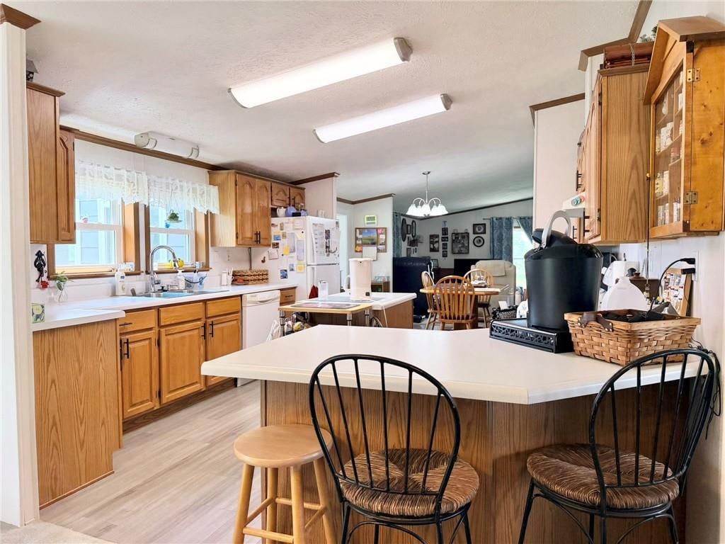 490 NE 18th Avenue — photo 30