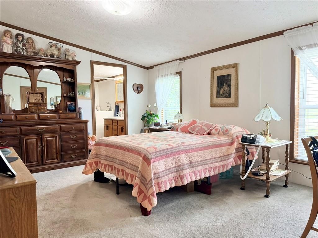 490 NE 18th Avenue — photo 41