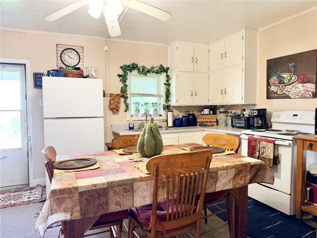 490 NE 18th Avenue — photo 70