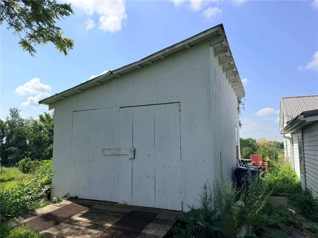 490 NE 18th Avenue — photo 79
