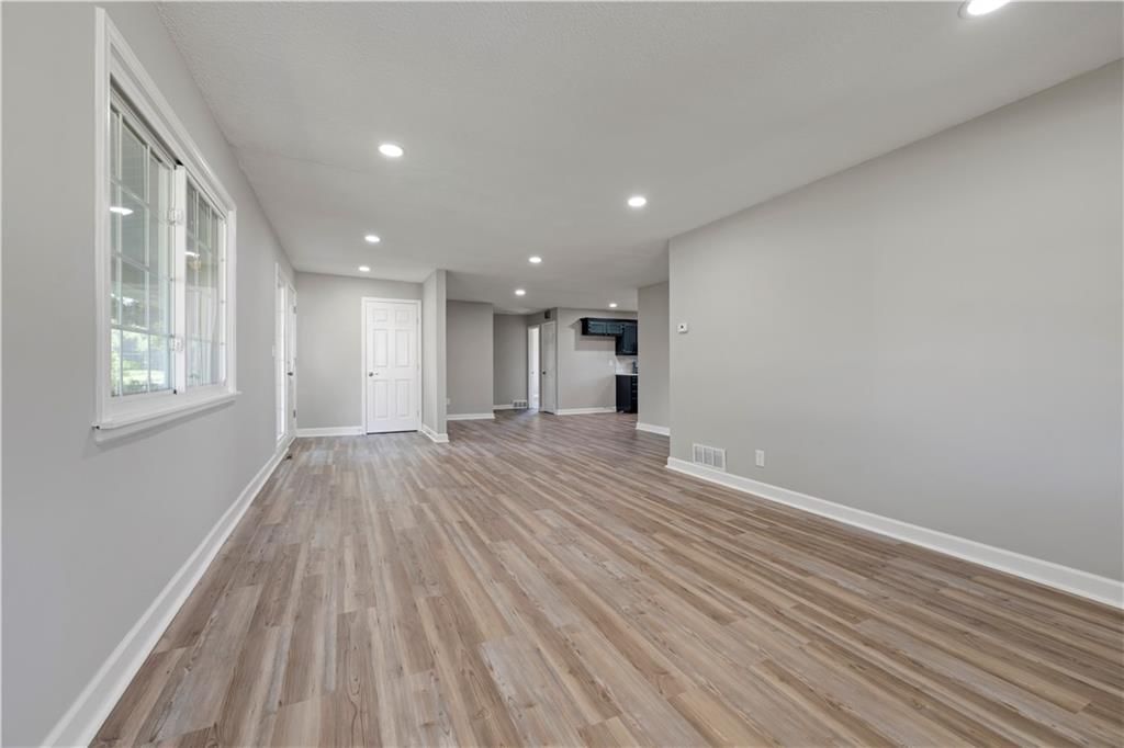 21001 E 307 Street — photo 12