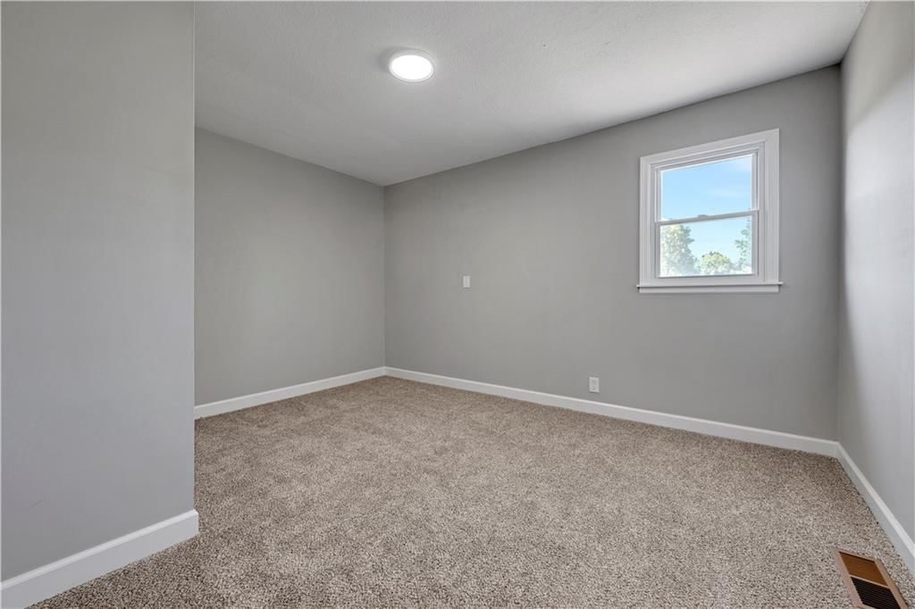 21001 E 307 Street — photo 24