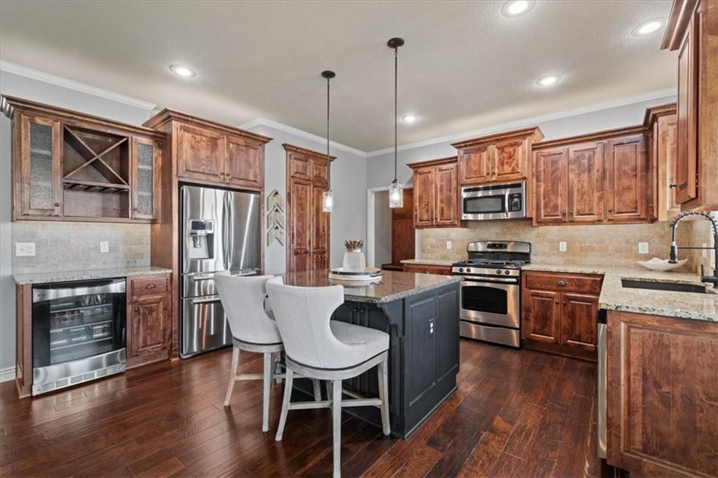 Photo 9 of 33 - 20867 W 108th Street, Olathe, KS 66061