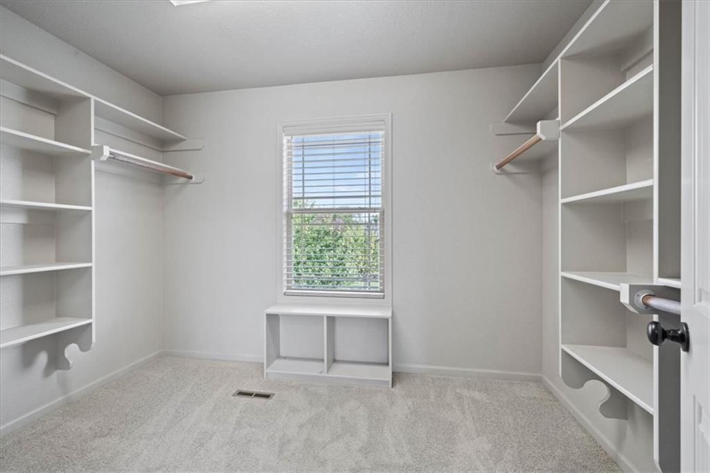 Photo 21 of 33 - 20867 W 108th Street, Olathe, KS 66061