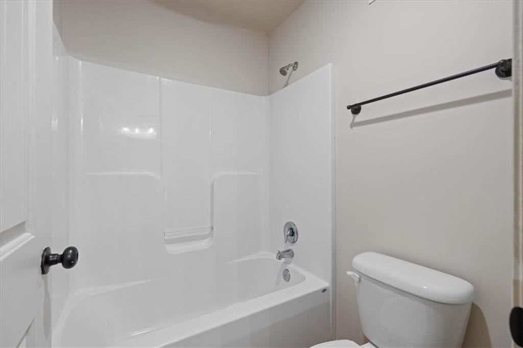 Photo 25 of 33 - 20867 W 108th Street, Olathe, KS 66061