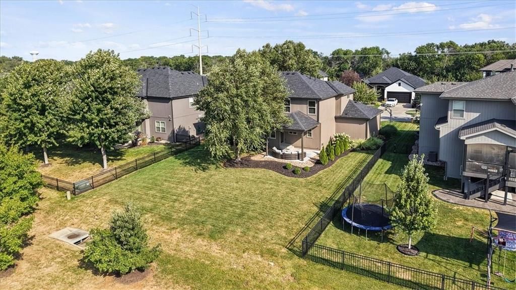 Photo 30 of 33 - 20867 W 108th Street, Olathe, KS 66061