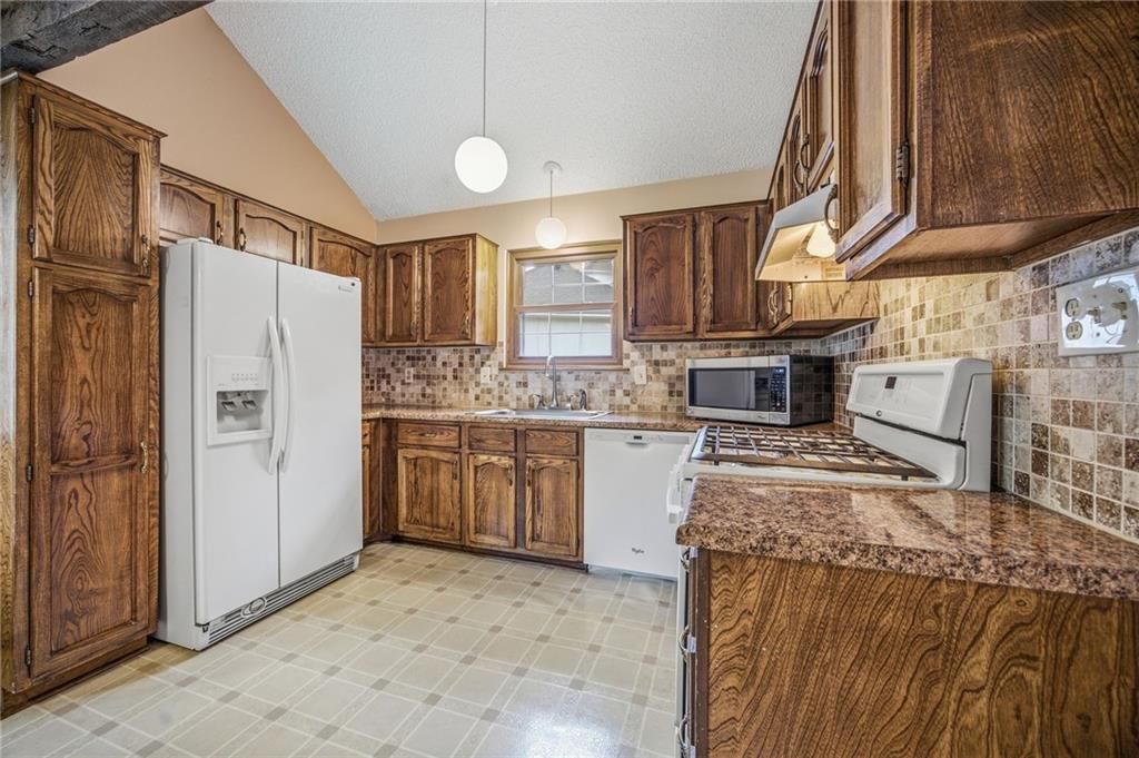 12635 W 80th Street — photo 7