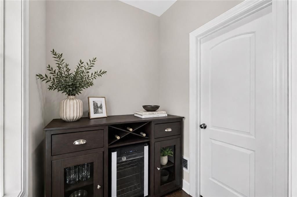 729 Corbin Terrace — photo 12