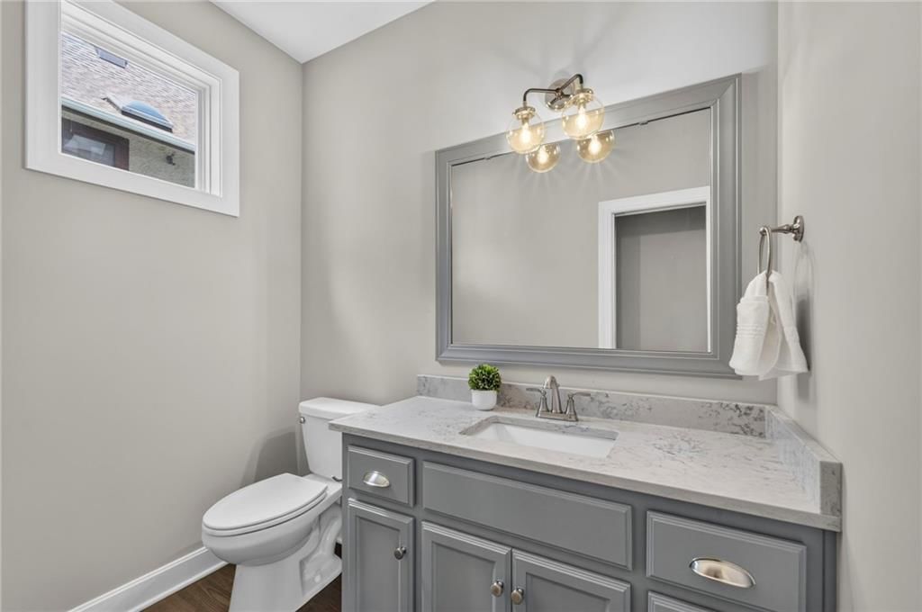 729 Corbin Terrace — photo 14