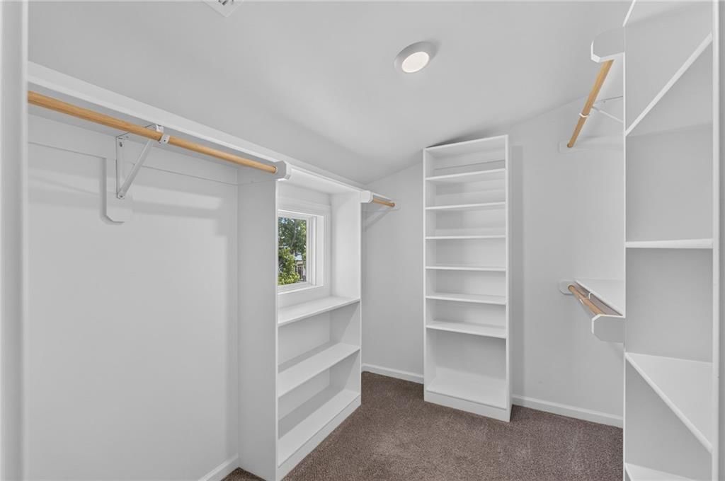 729 Corbin Terrace — photo 18