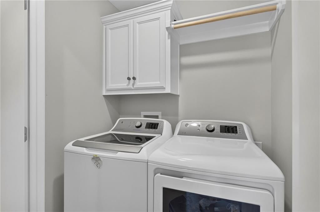 729 Corbin Terrace — photo 21