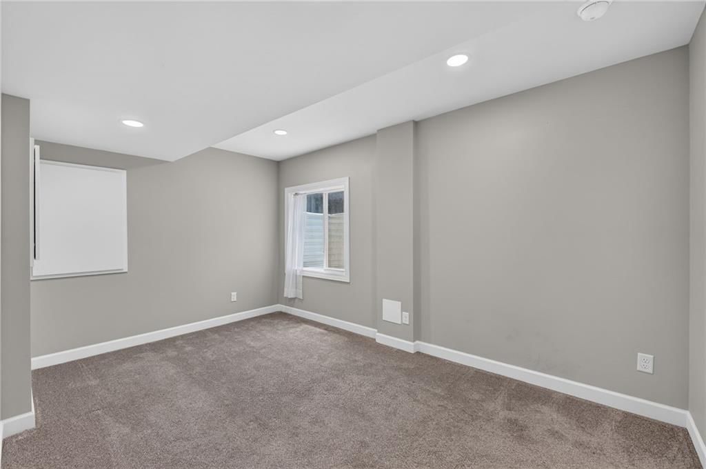 729 Corbin Terrace — photo 27