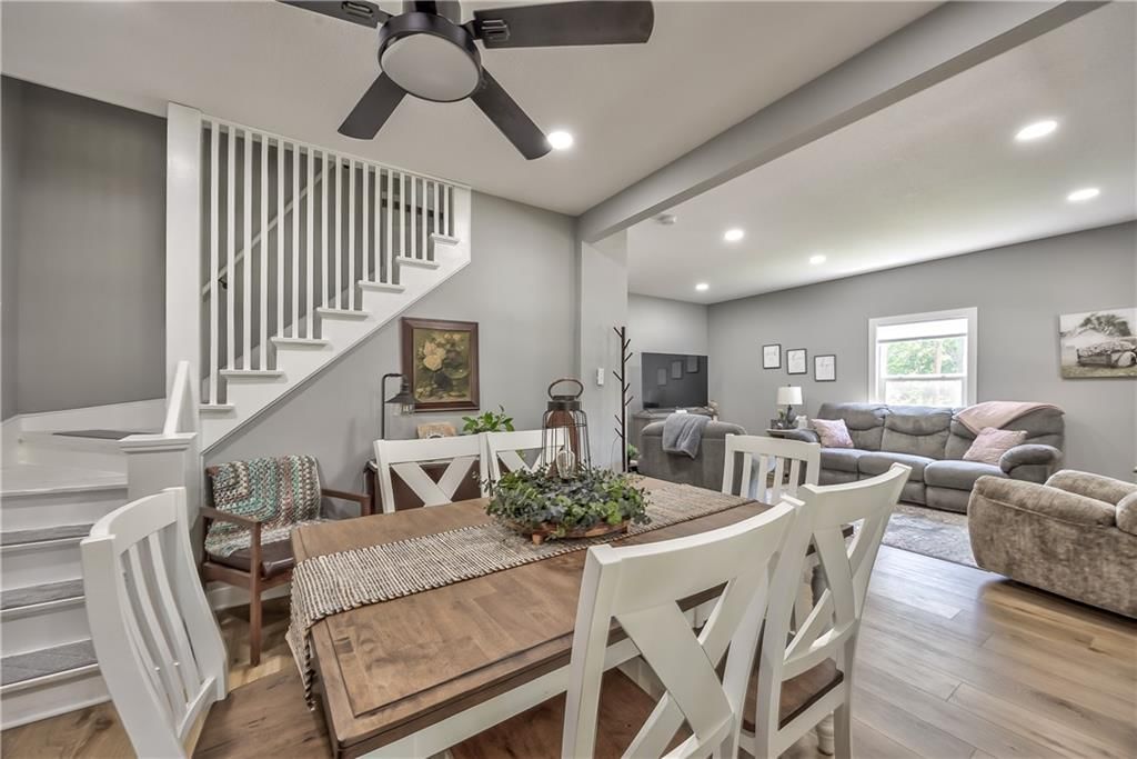 512 E Lexington Street — photo 13