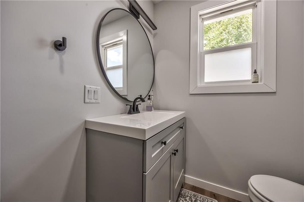 512 E Lexington Street — photo 21