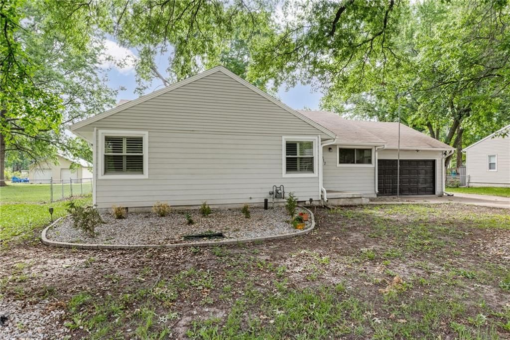 612 S Sherman Avenue — photo 41