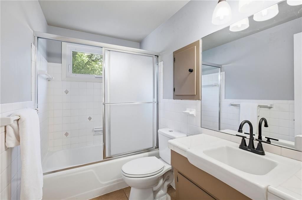 25 E 113th Terrace — photo 31