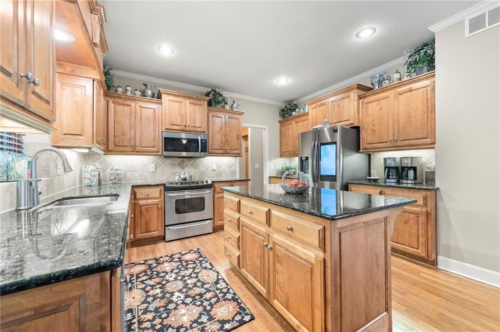 1629 SW Hedgewood Lane — photo 15