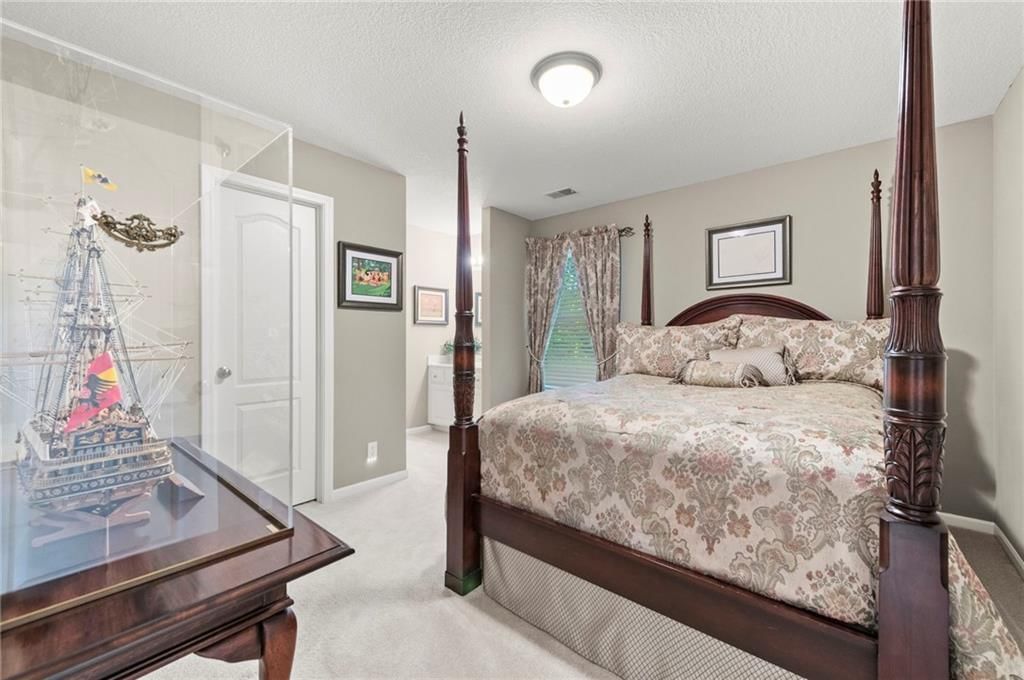 1629 SW Hedgewood Lane — photo 37