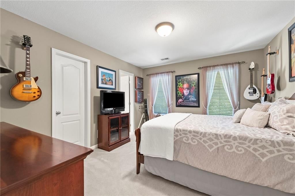 1629 SW Hedgewood Lane — photo 38