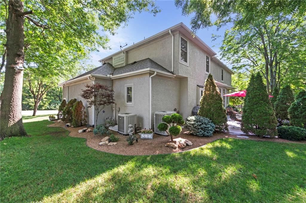 1629 SW Hedgewood Lane — photo 46