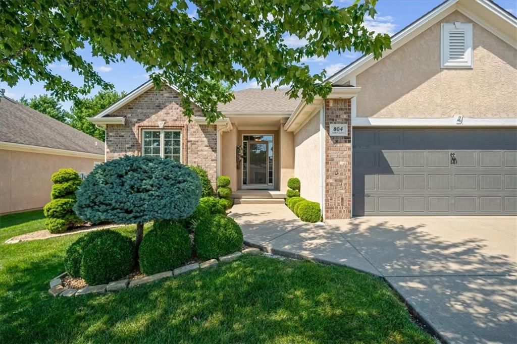 804 NW Cedar Lane — photo 4