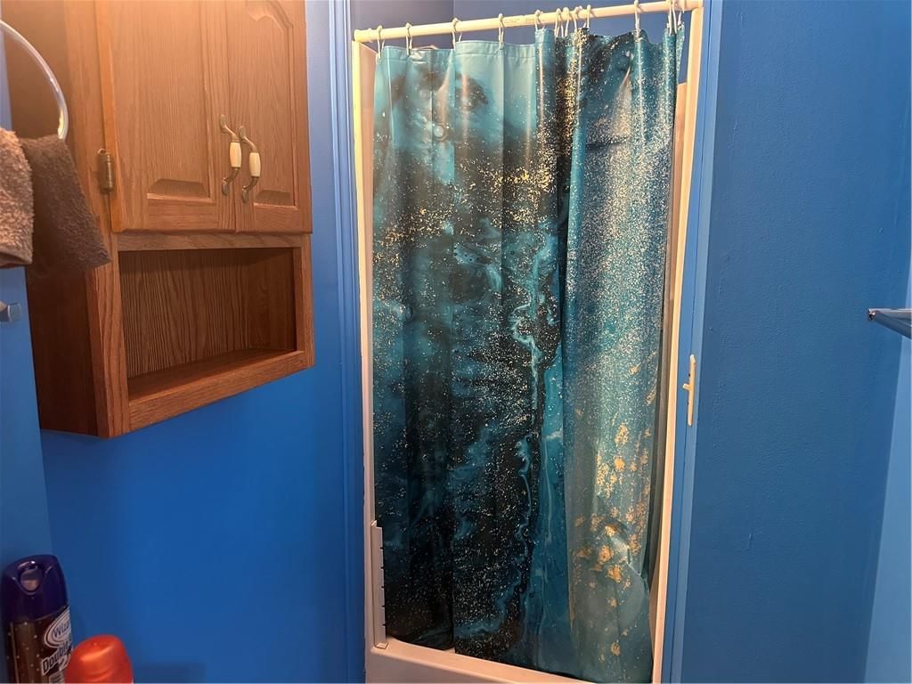 8602 Winchester Avenue — photo 15